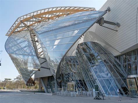 stage fondation louis vuitton|fondation louis vuitton app.